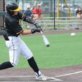 Noah Konings was One of Three T-Birds to Have a Three-Hit Game in the Second Game of a Doubleheader Sweep of Garden City Community College on Thursday, April 24th