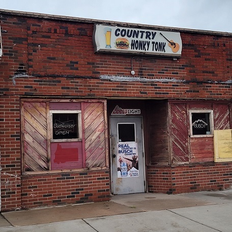 Country Honky Tonk is Located at 418 Broadway Street in Concordia